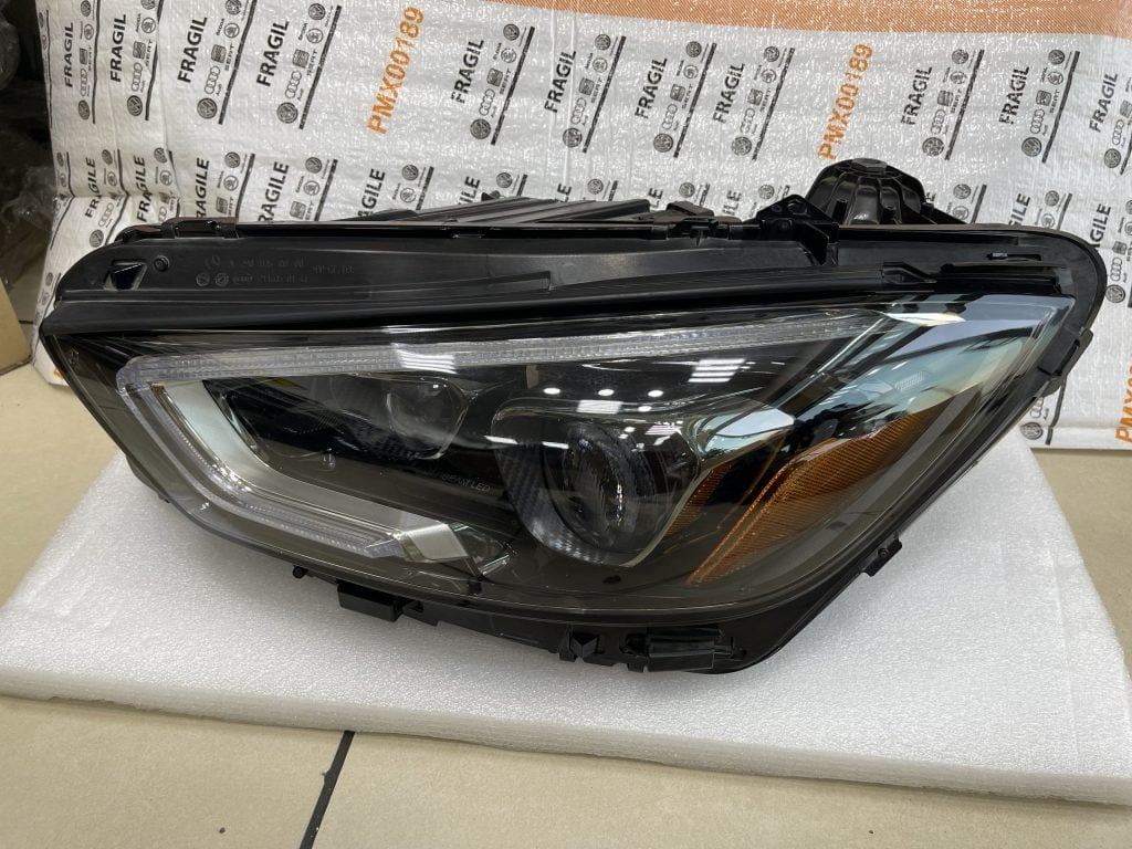 2909063700 Headlight Mercedes Benz Gt W290 Usa Used Auto Spare Parts