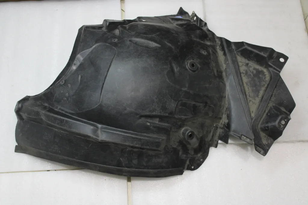 Mercedes Benz CLS Left Rear Fender Liner 2186900330