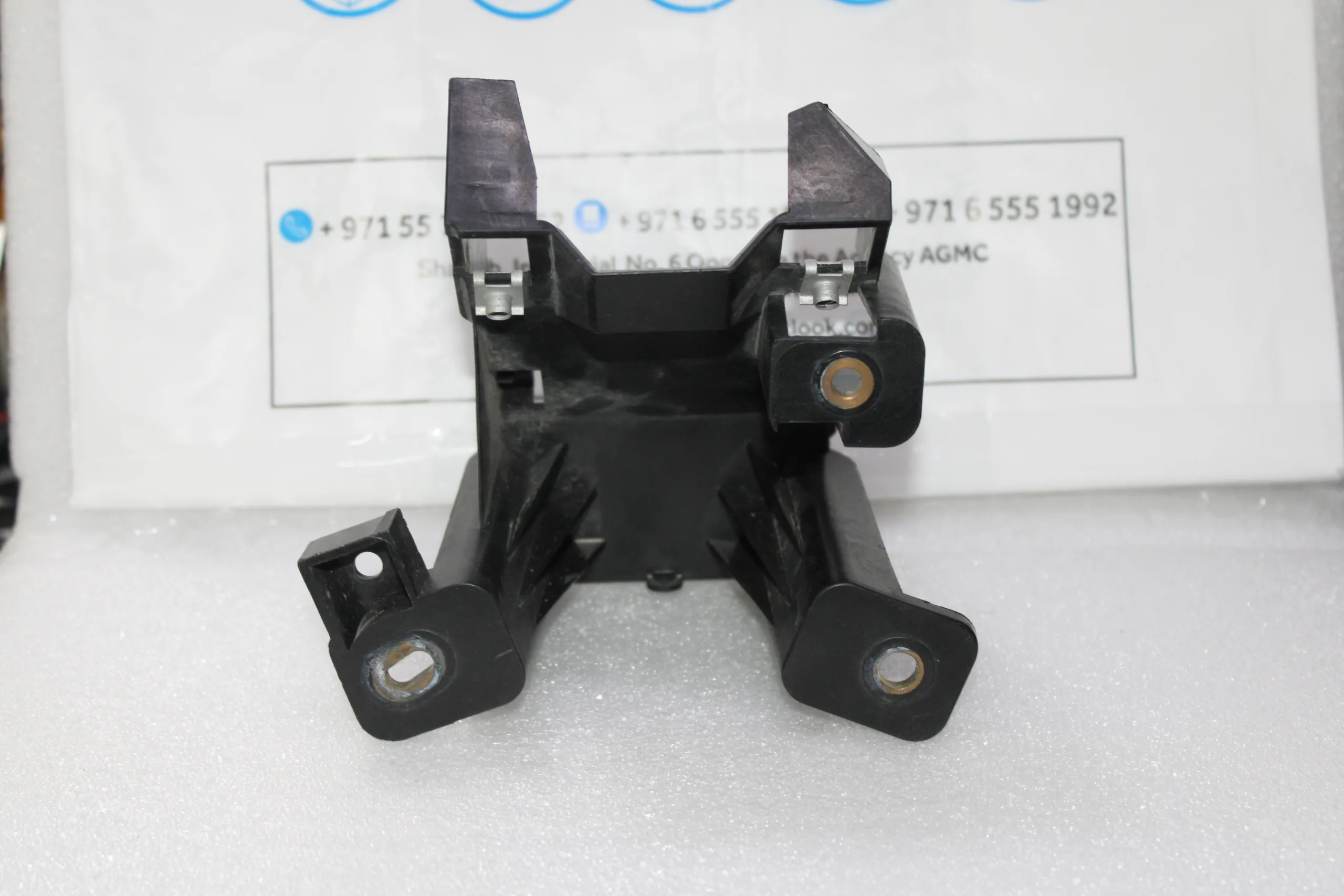 Porsche Cayenne Blind Spot Detection System Warning Sensor Bracket 9Y0907510B