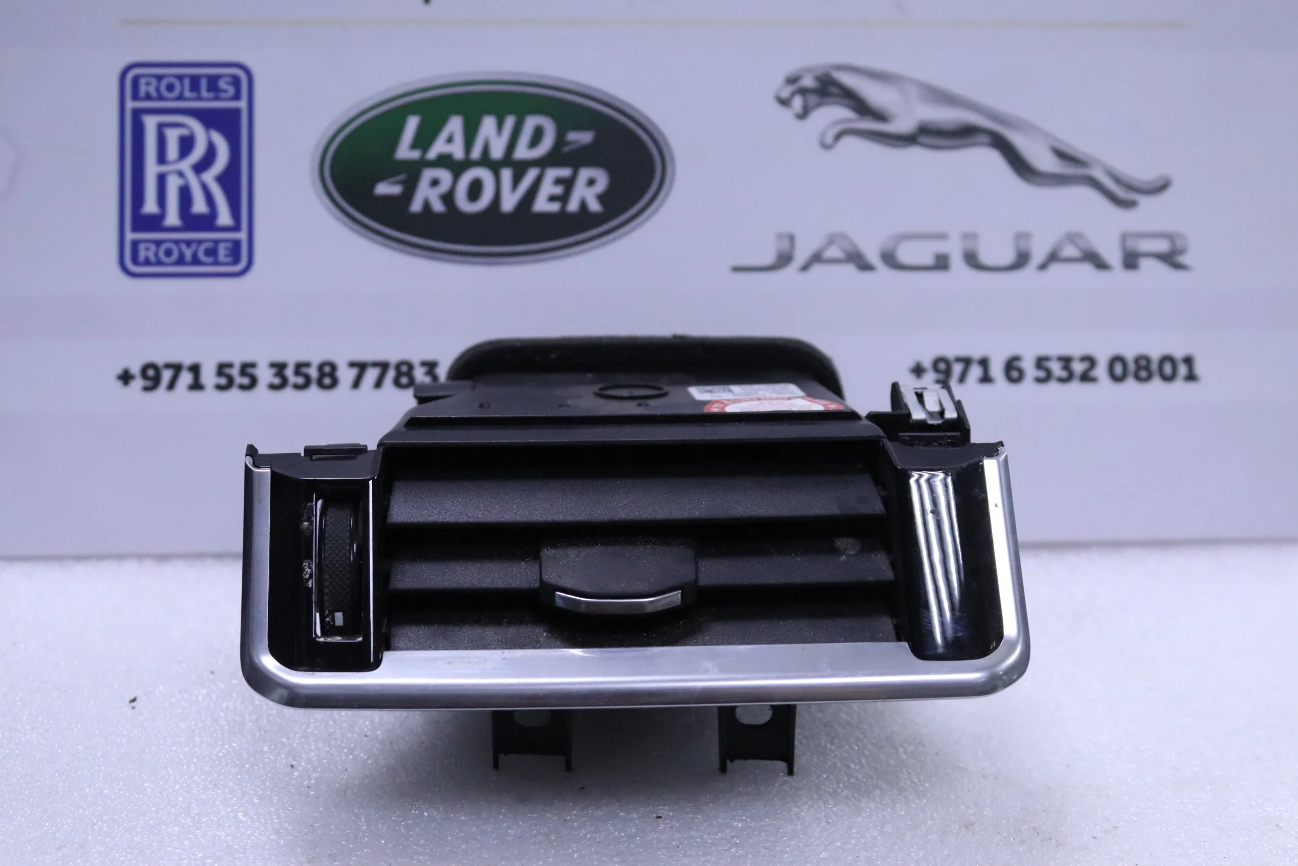 Land Rover Range Rover Velar Dash Left Side Ac Air J8A2018B08Ad