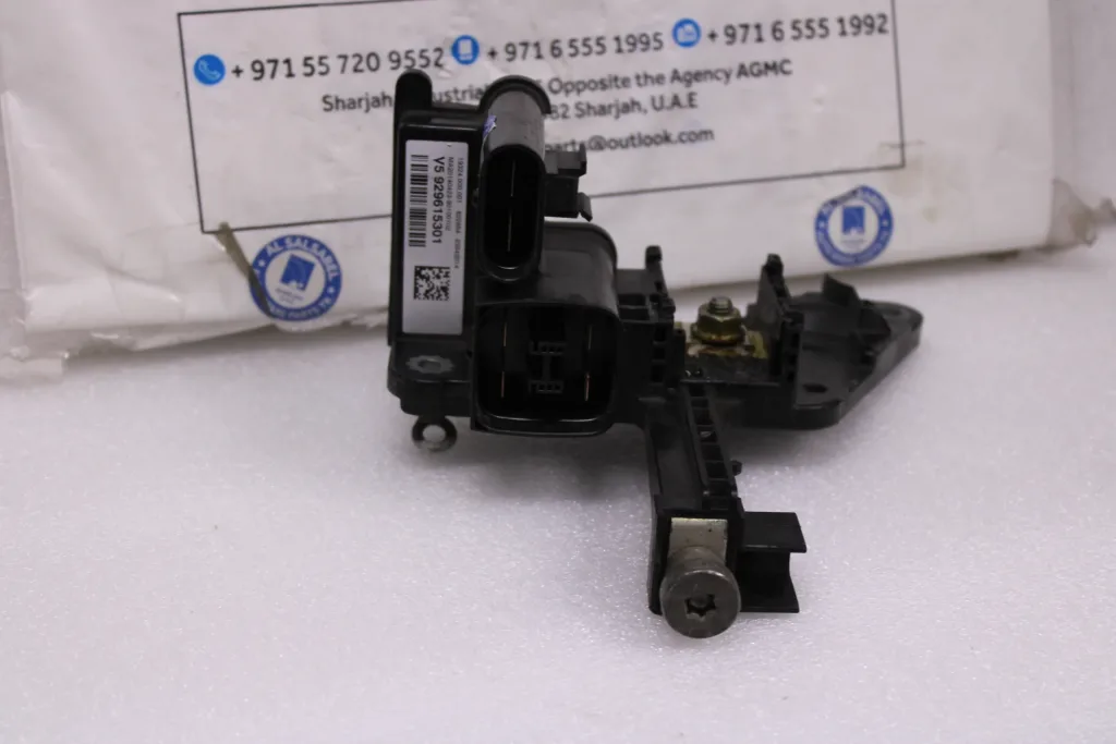 BMW F30 M3 BATTERY RELAY FUSE 929615301