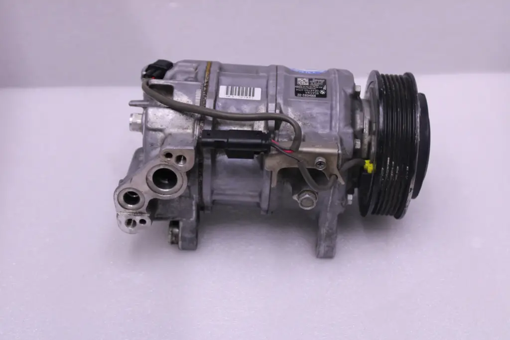 BMW 2 SERIES G42 M2 G87 3 SERIES G20 M3 G80 A C compressor with magnetic coupling 64526994082