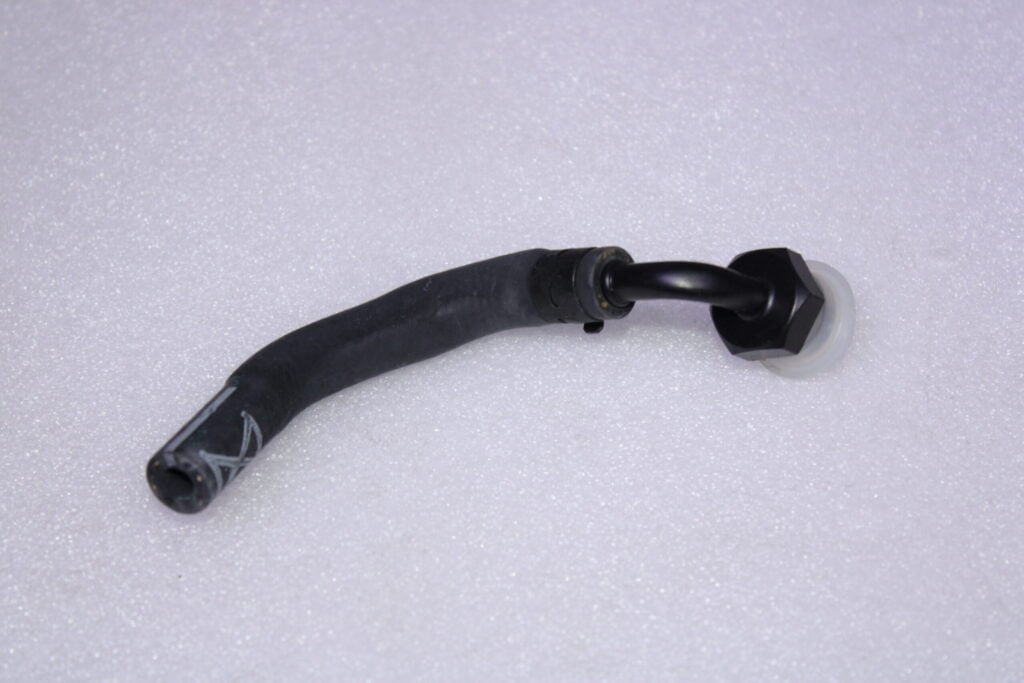 VOLKSWAGEN COOLANT HOSE 3D0122063AT