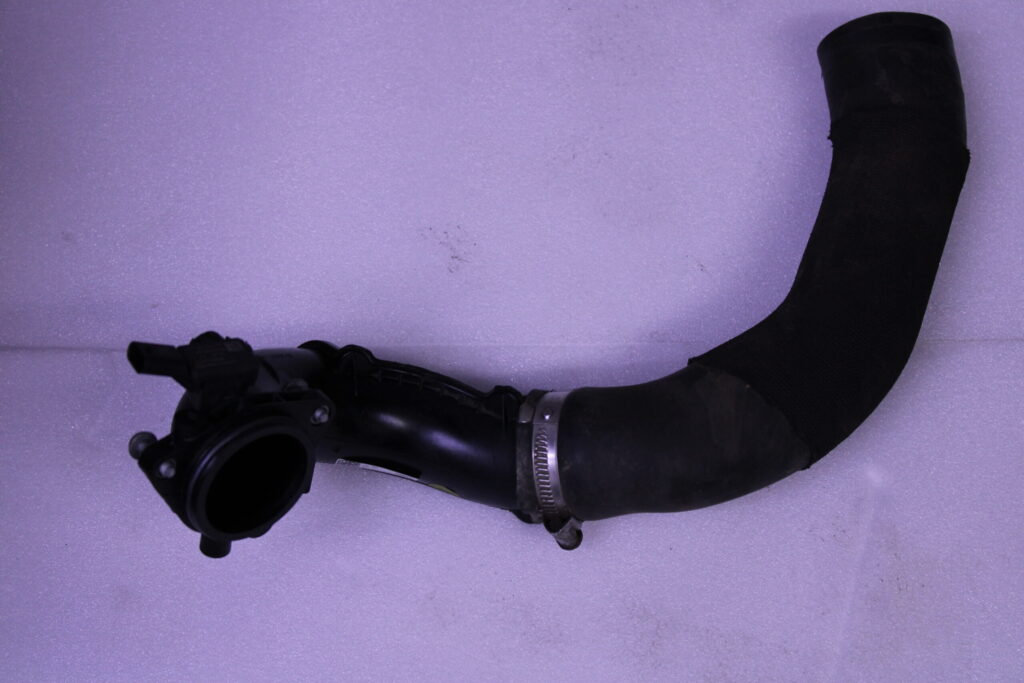 AUDI Q7 CHARGE AIR TUBE 0P2145682J