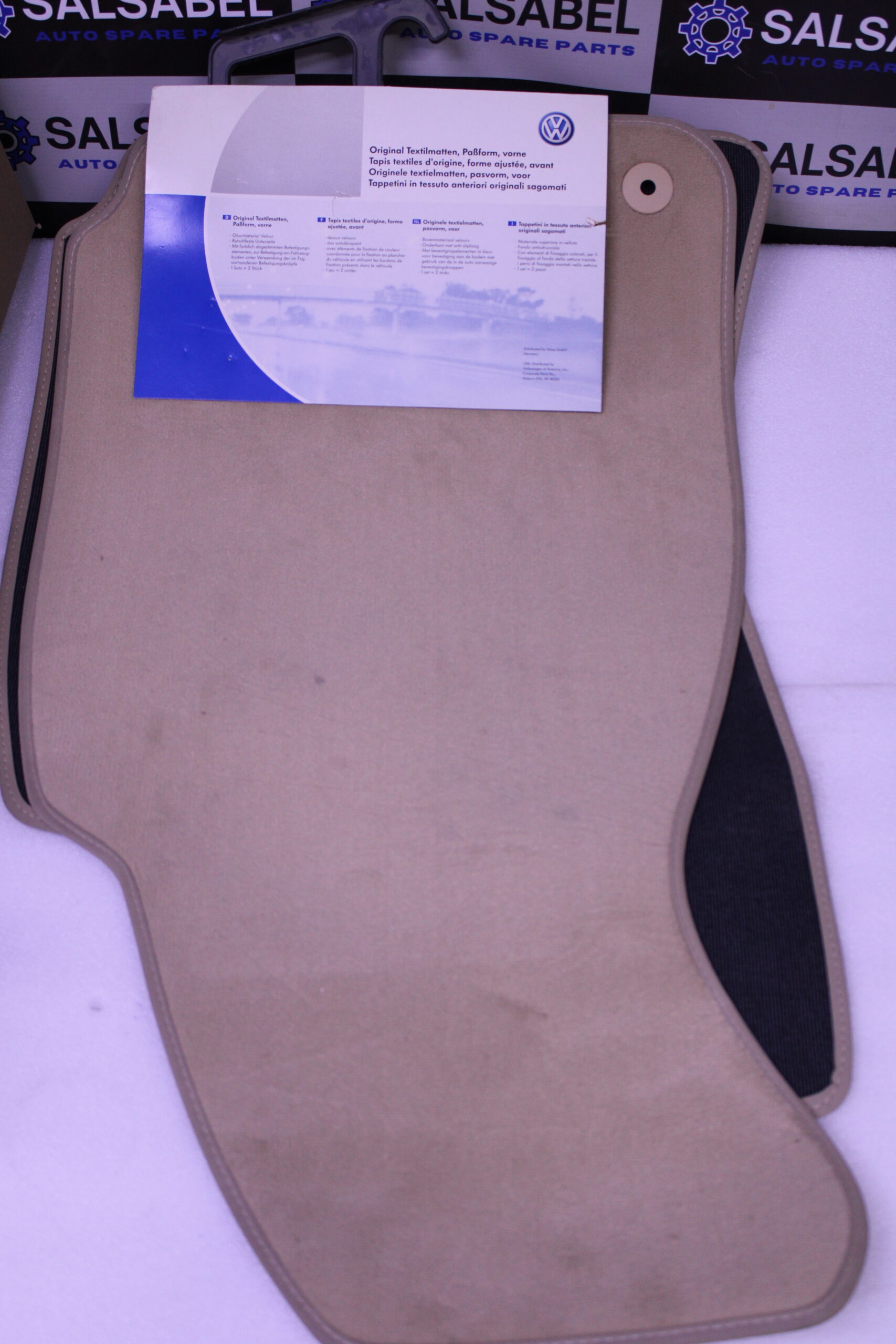 VOLKSWAGEN 1 SET FOOTMATS 3B1061225EB