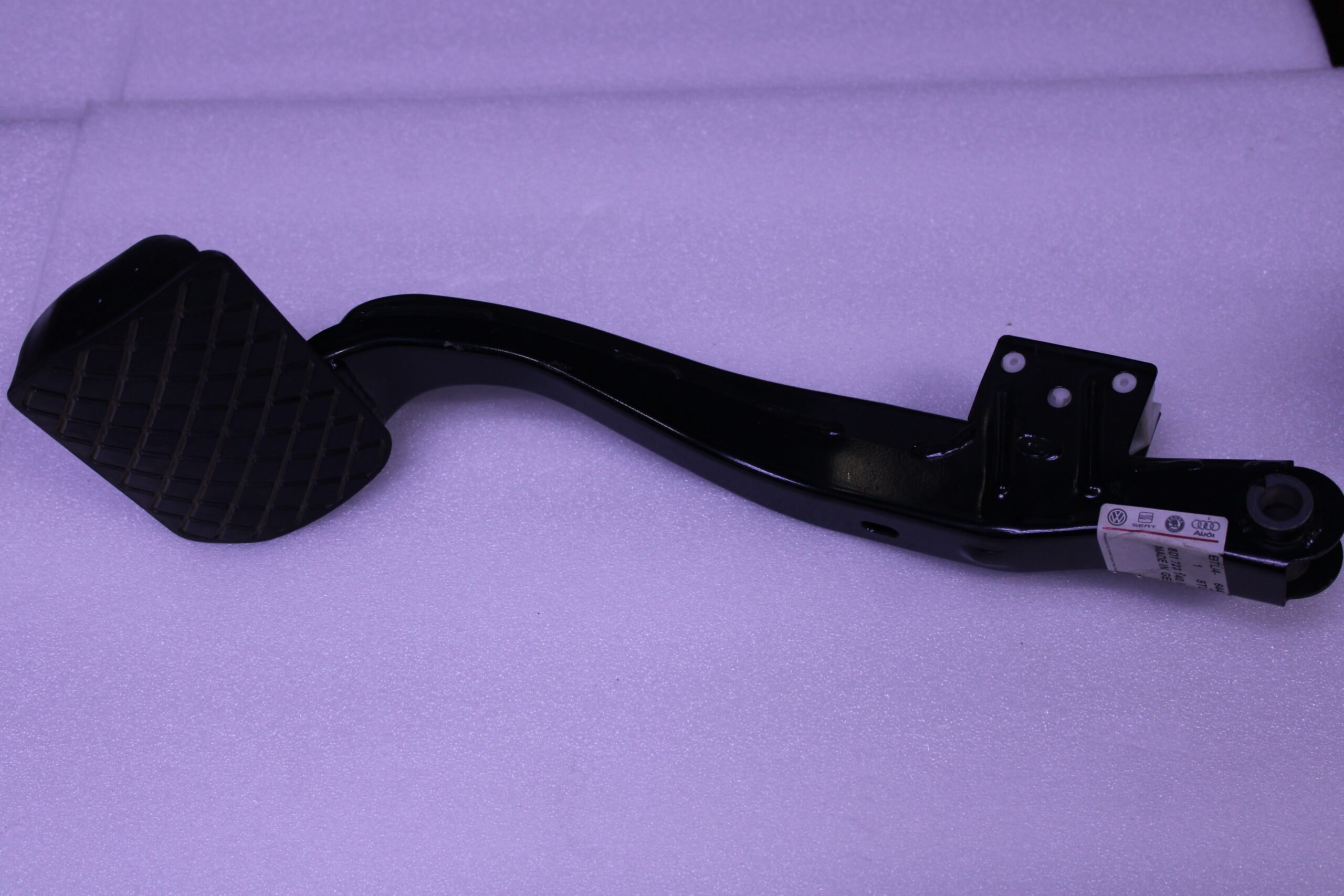 Audi Brake Pedal 8D1723140B