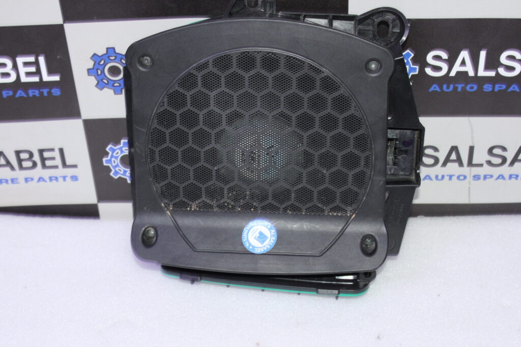 BMW G20 RIGHT SIDE SUBWOOFER CENTRAL BASS SPEKER 65132622809