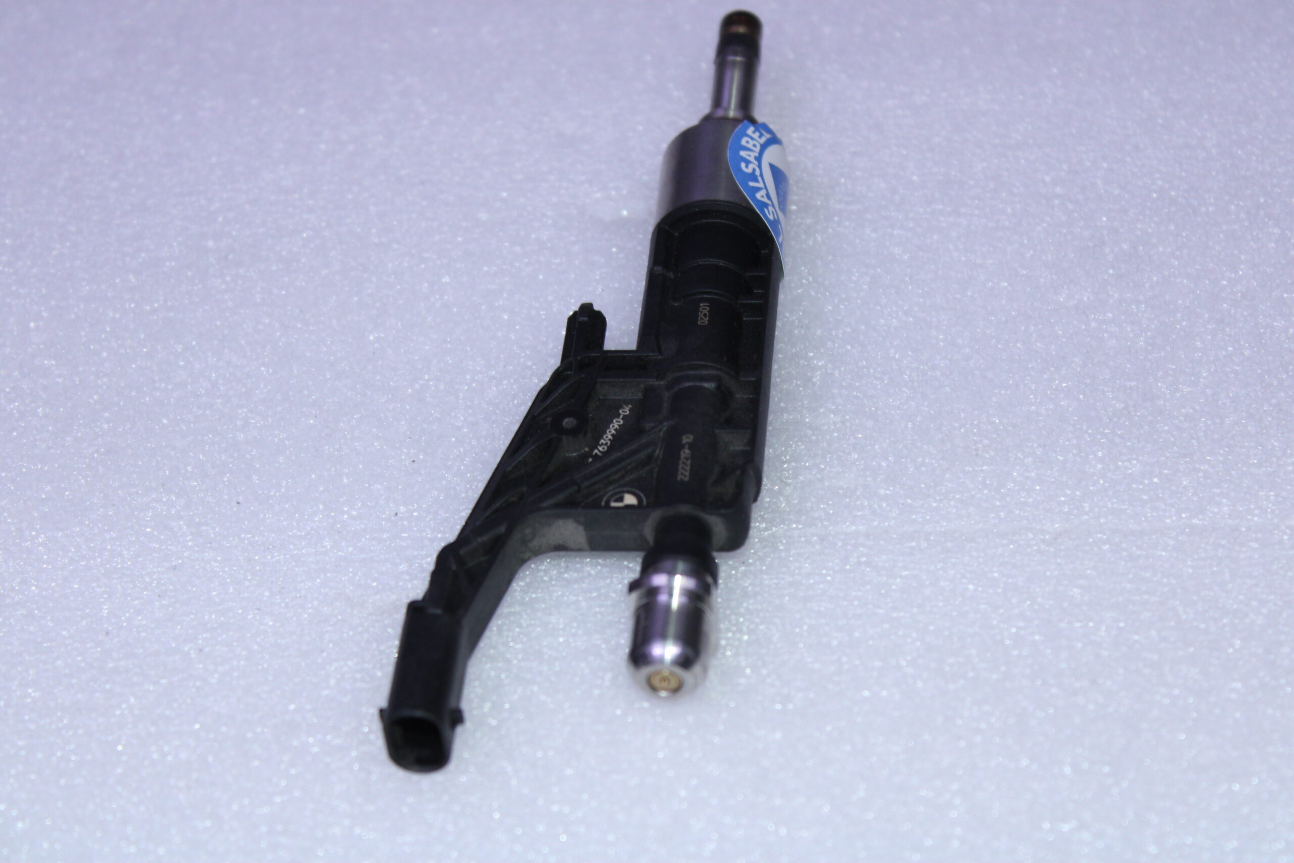 Bmw Fuel Injector 13537639990