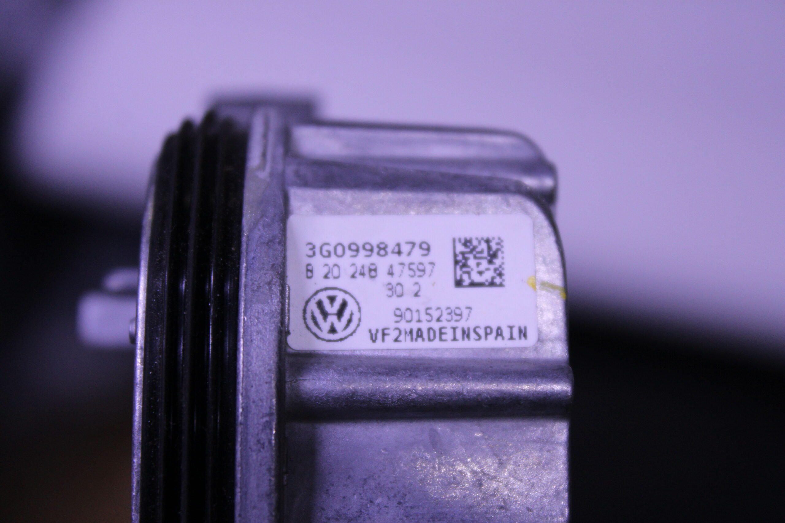 VOLKSWAGN CONTROL UINT 3G0998479