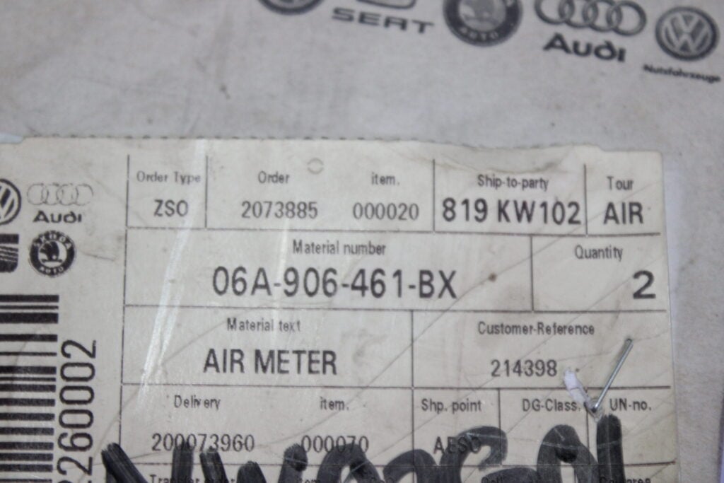 VOLKSWAGEN AIR MASS METER 06A906461BX