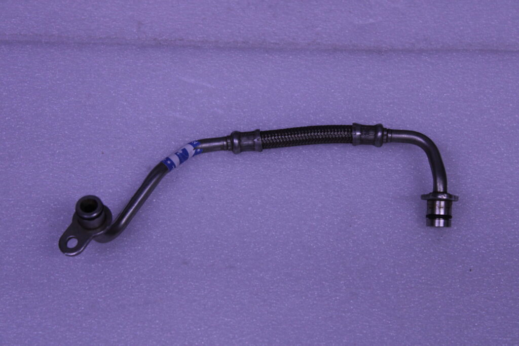 BMW 2 SERIES F22 OIL PIPE INLET 11427585402