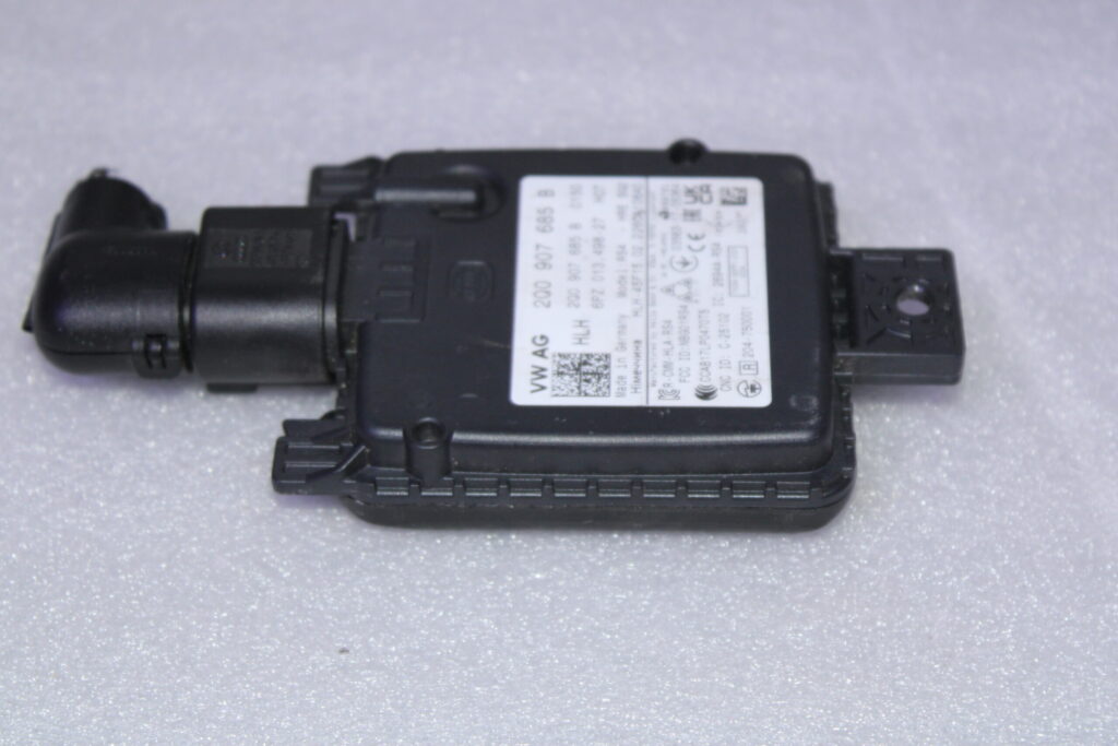 VOLKSWAEN CONTROL UNIT FOR BLIND SPOT DETECTION 2Q0907685B