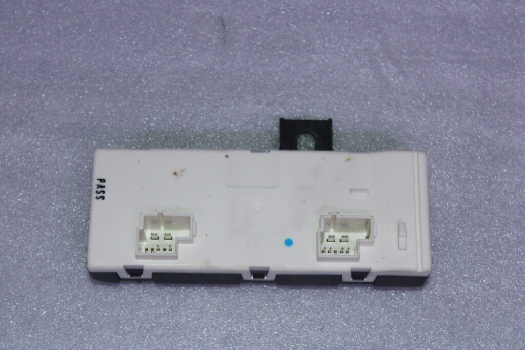 MERCEDES BENZ CONTROL UNIT 2059004507