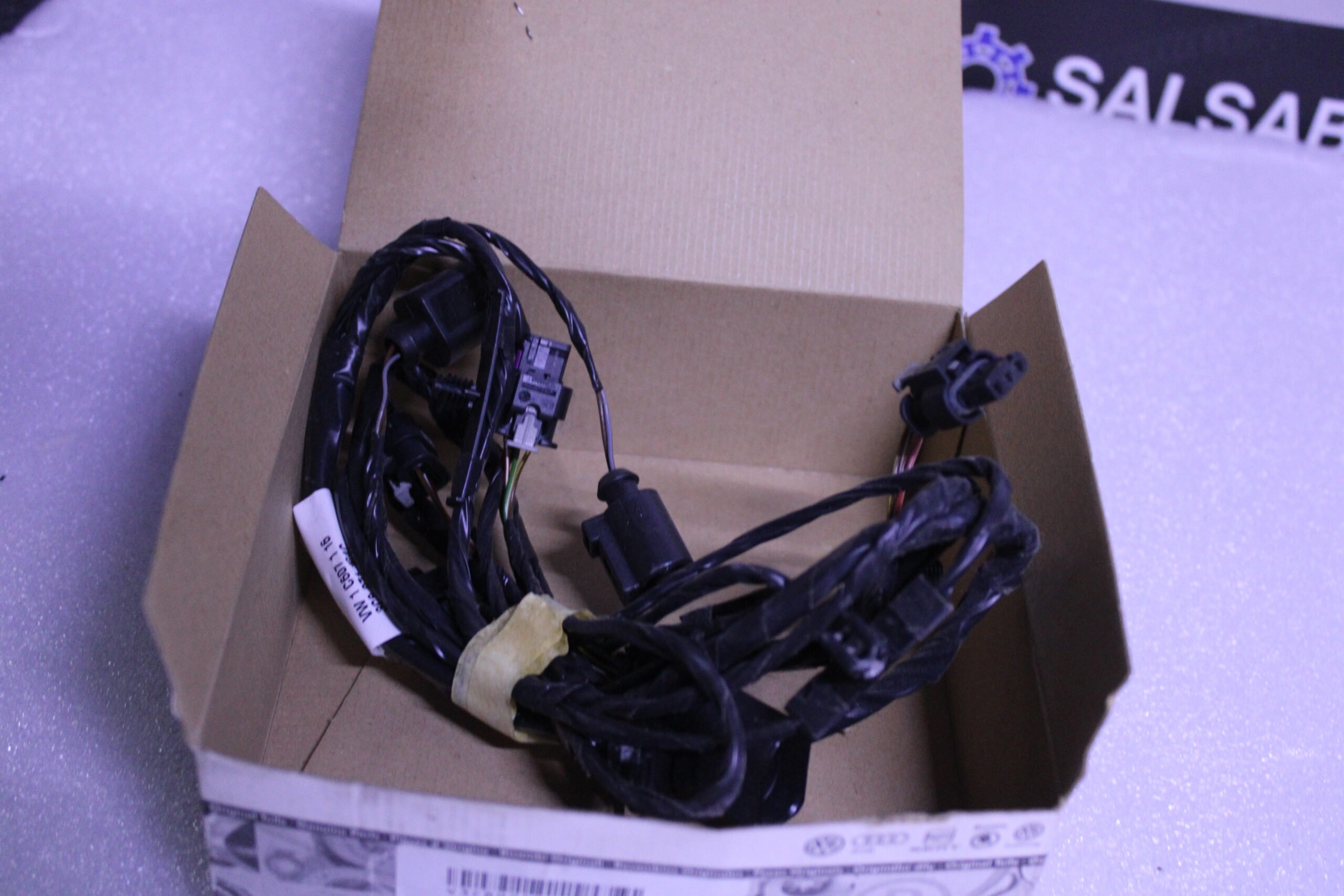 VOLKSWAGEN WIRING SET FOR BUMPER 3C8971104F