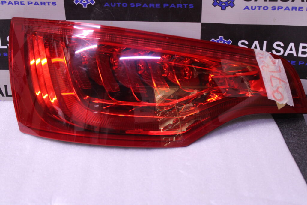 AUDI Q7 LED TAIL LIGHT 4L0945093F