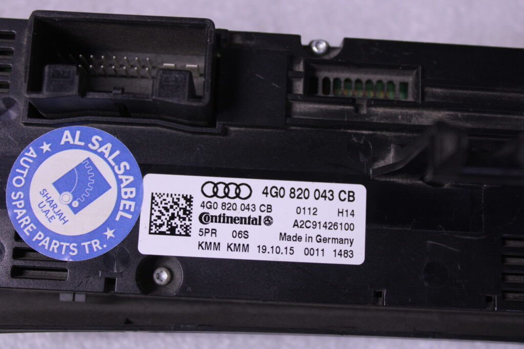 AUDI A6 CONTROL AND DISPLAY PANEL 4G0820043CB