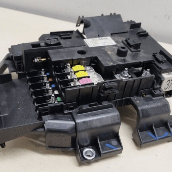 Porsche Cayenne 958 92A Power Distribution Fuse Relay Box 7P0937548H