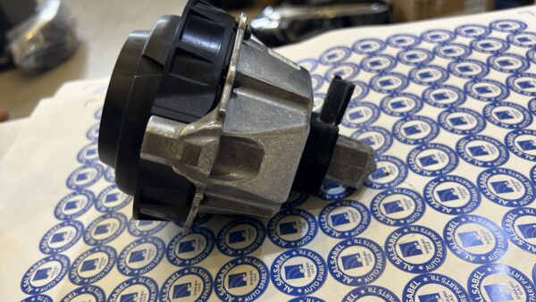 Bmw Engine Mount Right 22117581618