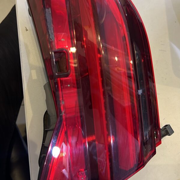 BMW G11 G12 Rear light in trunk lid left 63212583245