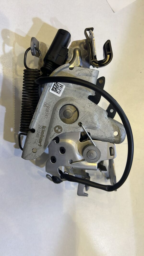 Bmw 3 G20 G21 Lock Hood Left 51237468347