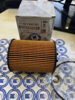 BMW Genuine OIL FILTER 11427542021