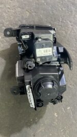 Jeep Grand Cherokee HEADLIGHT RIGHT XENON 6826651AE