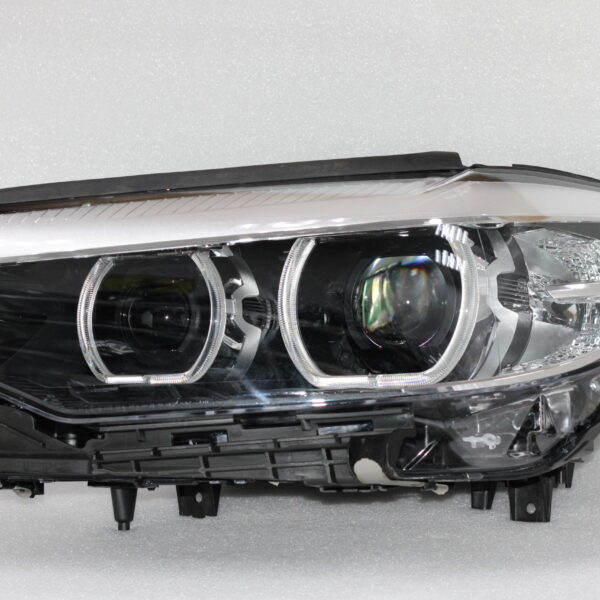 BMW 5 SERIES G30 HEADLAMP LED LEFT SIDE 63117214951