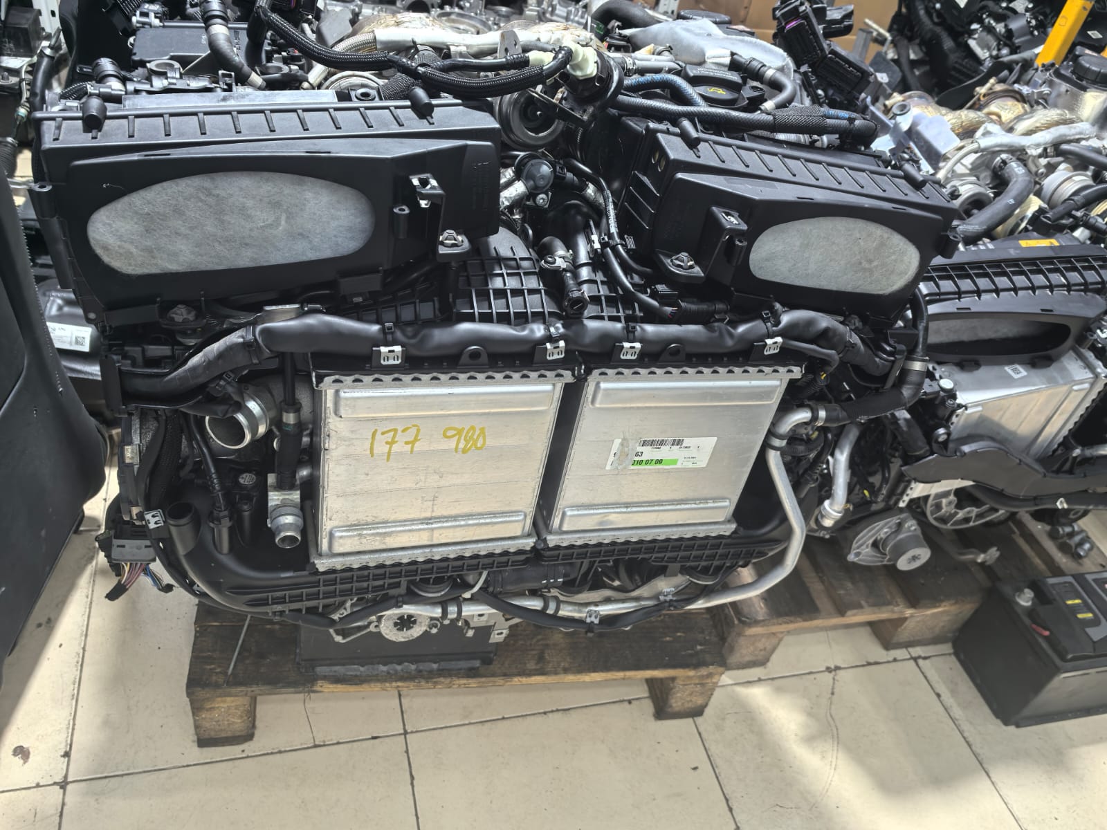 Mercedes Benz W463 G63 Engine Complete Tease Car 177980 Mercedes Benz W463 G63 Engine Complete Tease Car 177980