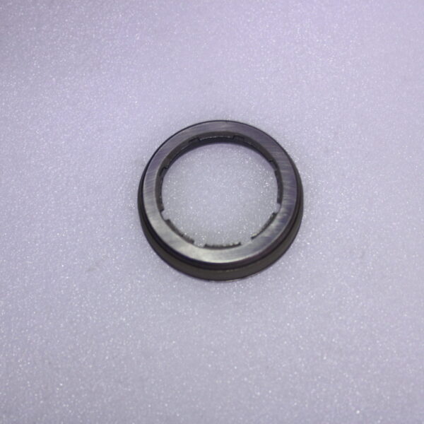 VOLKSWAGEN ENGAGEMENT MOUNTING 0AM141198G