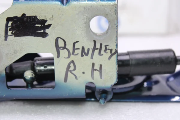 Bentley Flying Spur Front Right Bonnet Hinge 3W0823302L