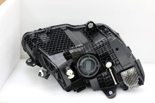 2059067706 Headlight W205 C Class Left Side Usa