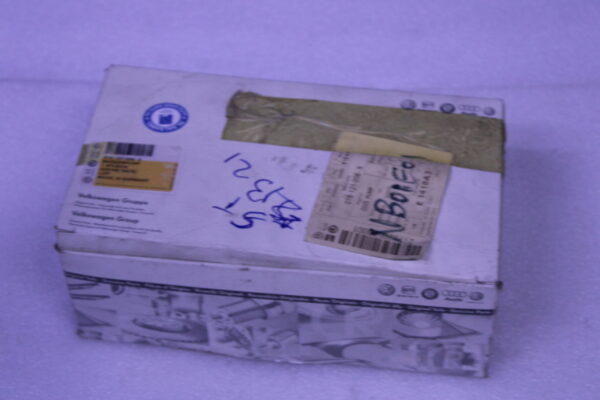 Volkswagen Coolant Pump With Seal 078121006 X