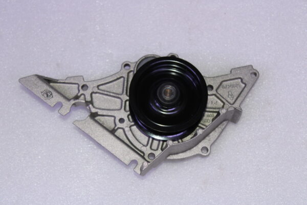 Volkswagen Coolant Pump With Seal 078121006 X