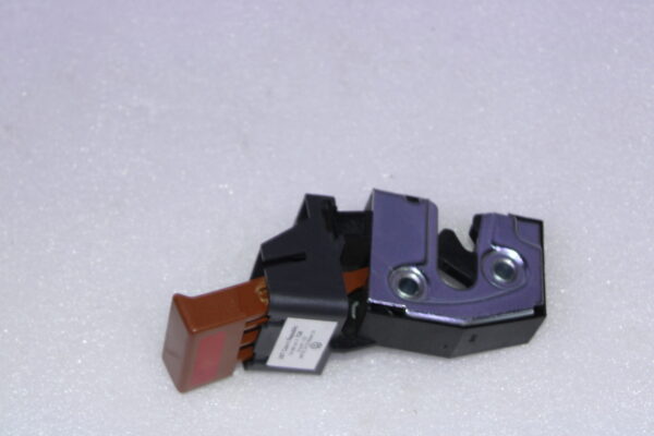 Volkswagen Backrest Lock Teak Brown Left 7L6885681F 7D6