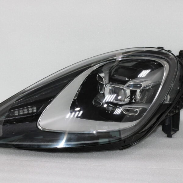 PORSCHE CAYENNE 2018-UP HEADLAMP LED LEFT SIDE 9Y0941033T