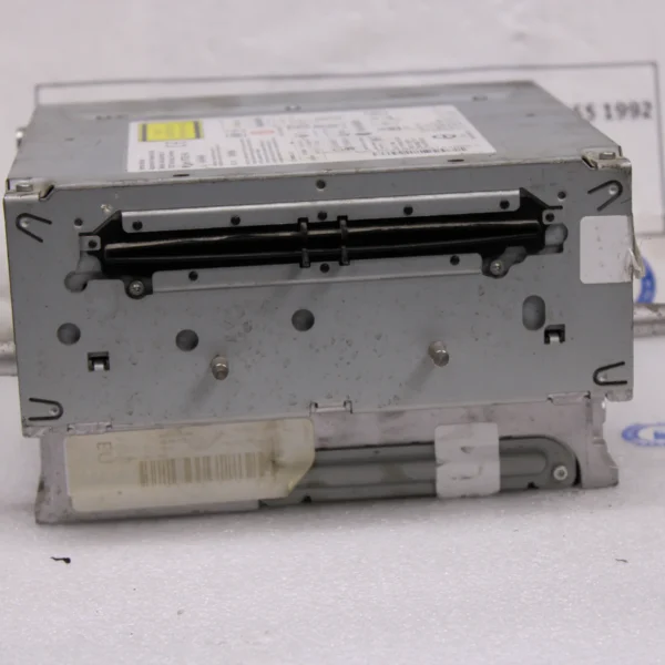 MERCEDES BENZ C RADIO STEREO HEAD UNIT CD DISPLAY 2059000541