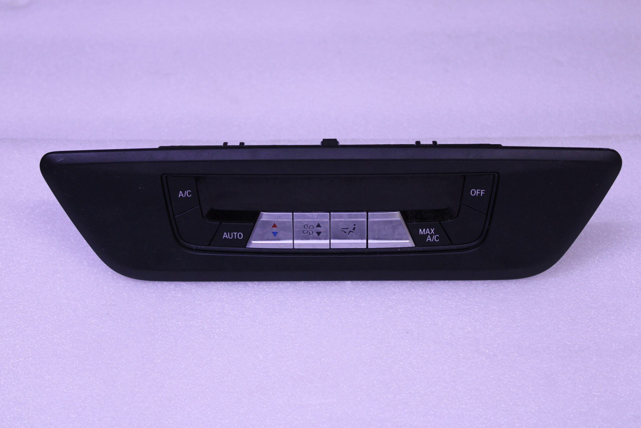 Bmw X7 Series G07 G07 Lci Ac Control Panel Rear Cabin 61319462518 Bmw X7 Series G07 G07 Lci Ac Control Panel Rear Cabin 61319462518