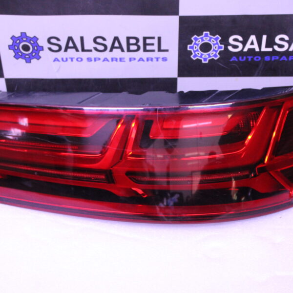 AUDI Q7 LED TAIL LIGH RIGHT 4M0945094C