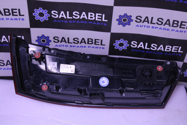 Audi Q7 Led Tail Ligh Right 4M0945094C