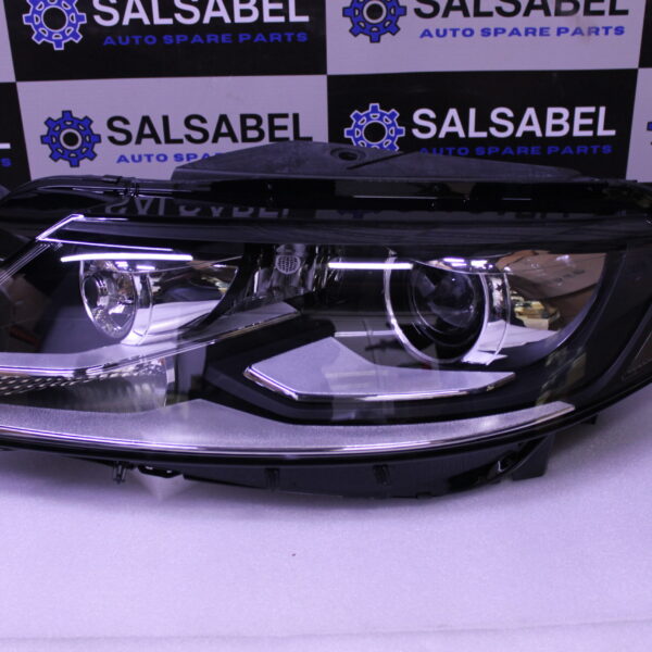 VOLKSWAGEN GAS DISCHARGE HEADLIGHT WITH STATIC CORNERING LIGHT AND DAYTIME RUNNING LIGHT 3C8941039A