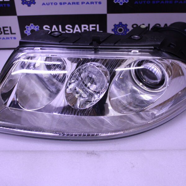 VOLKSWAGEN HALOGEN TWIN HEADLIGHT 3B7941017M