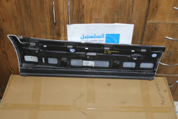 Bentley Bentayga Left Hand Lh Door Panel Side Skirt 36A853253A 36A853073