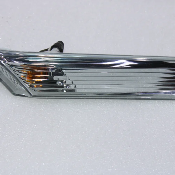 Porsche 991 997 right front side marker lamp 997631034