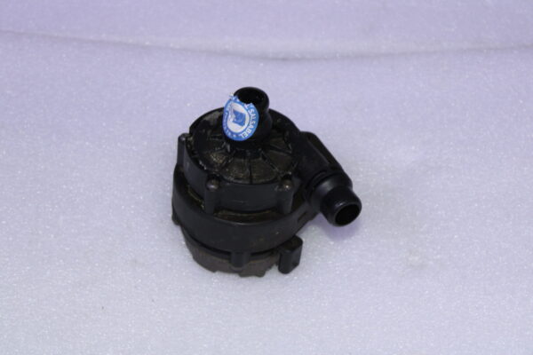 Bmw Auxiliary Water Pump 64116834936