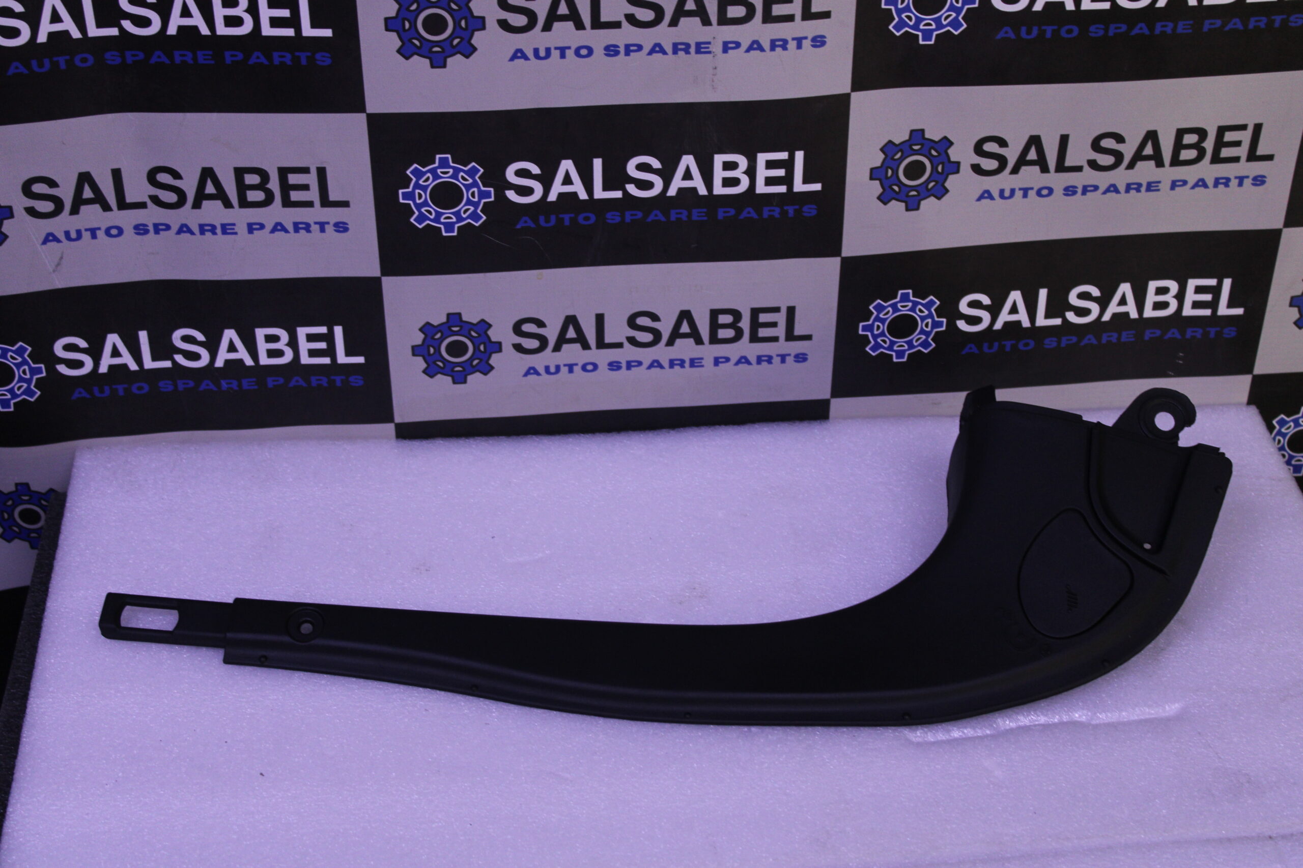 Porsche Cayenne Cover Front 955504285009B9 Porsche Cayenne Cover Front 955504285009B9
