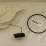 BMW 5 E60 Left fuel level senso 16146765825