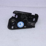 PORSCHE CAYENNE ARM LID LOCK RIGHT 9Y0823186A