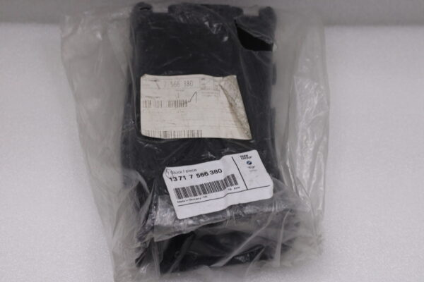 Bmw 7 F01 Intake Duct 13717566380