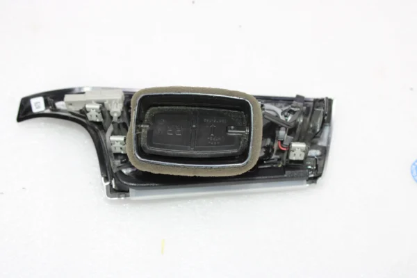 Bmw M5 G30 Right Side Dashboard Air Vent Rhd 9330858 9330856