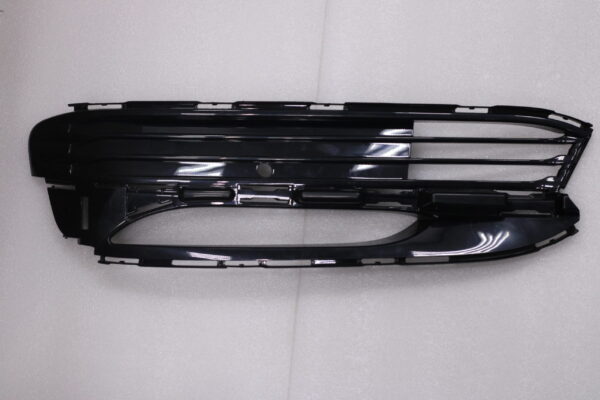 Bmw G 12 Grille Air Inlet Partly Closed Left 51117486837